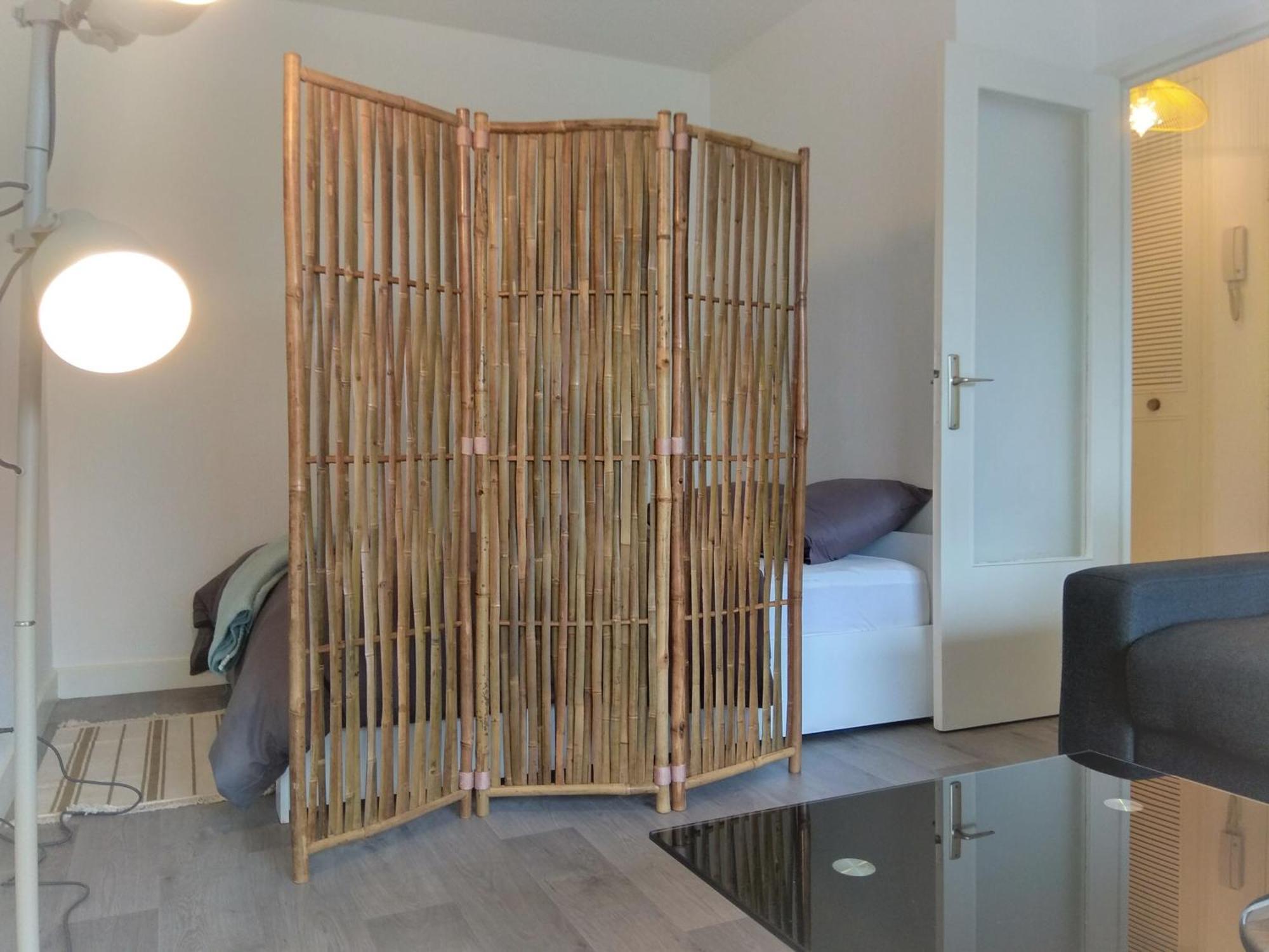 Budget Apart With Balcony And Great View Saint-Denis  Eksteriør billede